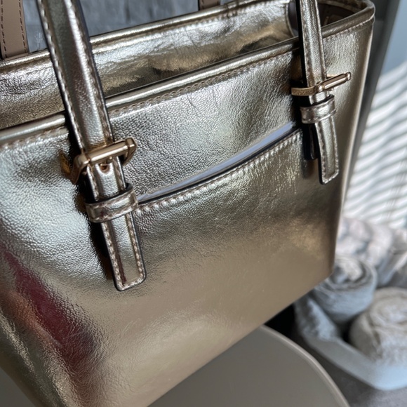 Michael Kors Gold Jet Set Mini Tote - Picture 4 of 6